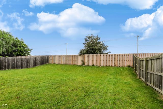 15278 Royal Grove Drive, Noblesville, IN 46060