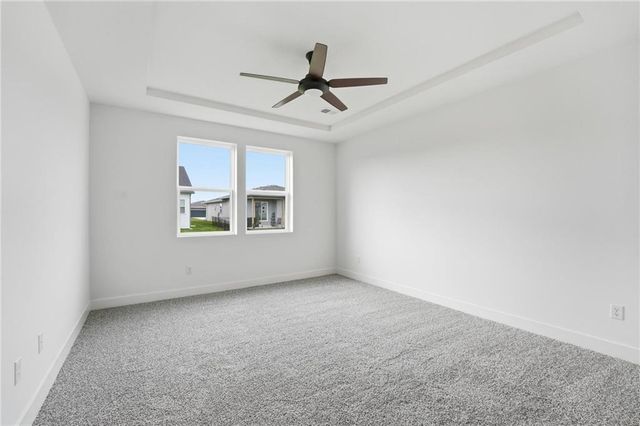 1390 N 163rd Street, Basehor, KS 66007