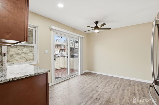 160 evergreen Road 14 A, Edison, NJ 08837