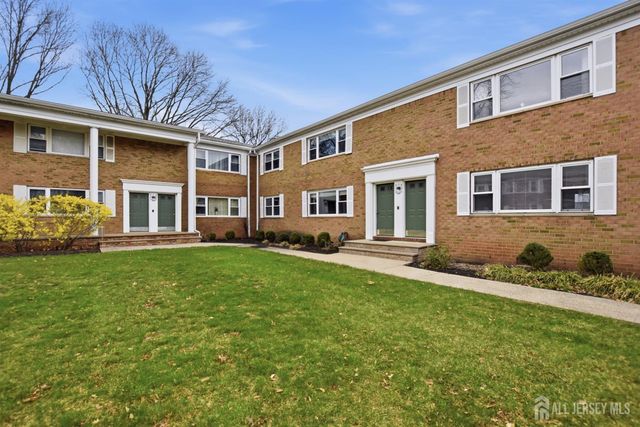 160 evergreen Road 14 A, Edison, NJ 08837