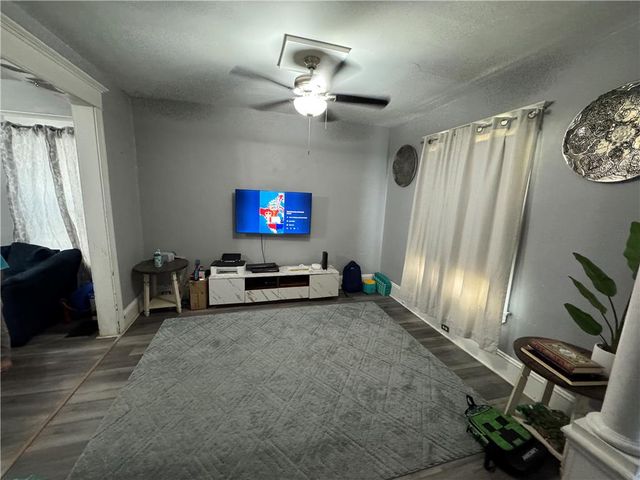 946 South 24th Street, Easton, PA 18042