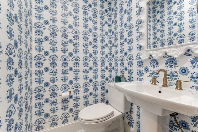 803 Newell Avenue, Dallas, TX 75223