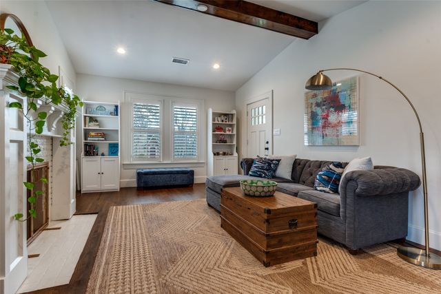 803 Newell Avenue, Dallas, TX 75223