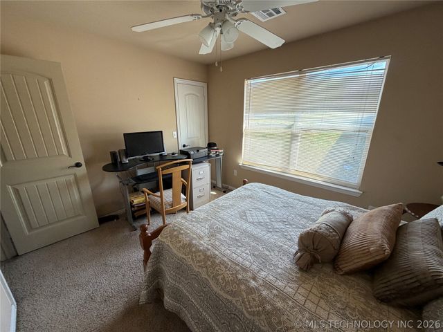 4913 Rock Creek Road, Ardmore, OK 73401