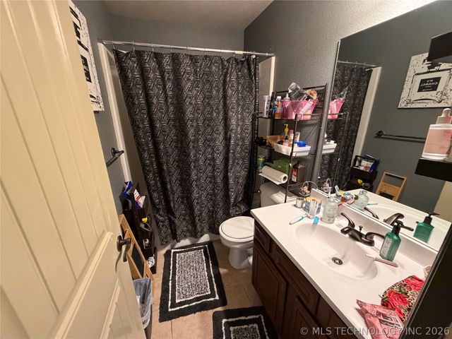 4913 Rock Creek Road, Ardmore, OK 73401