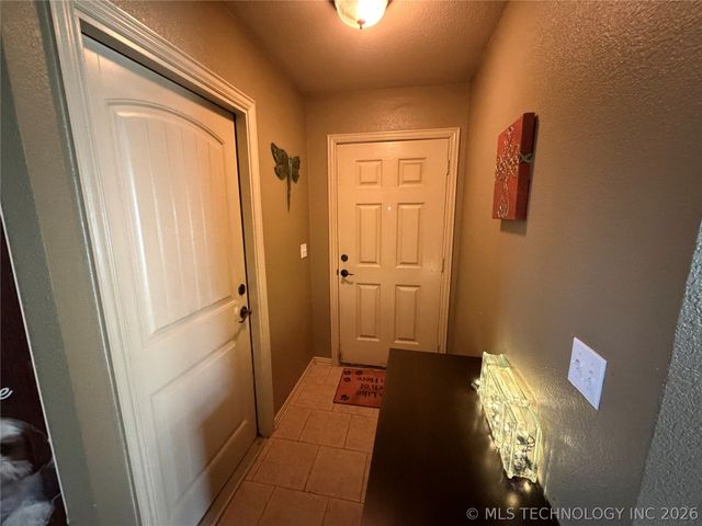 4913 Rock Creek Road, Ardmore, OK 73401