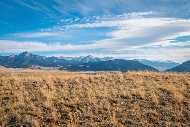 117 Prairie Drive, Livingston, MT 59047