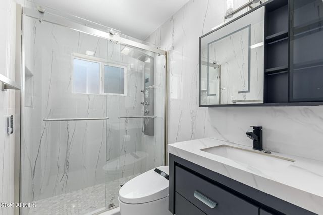 3850 W BLUEFIELD Avenue, Glendale, AZ 85308