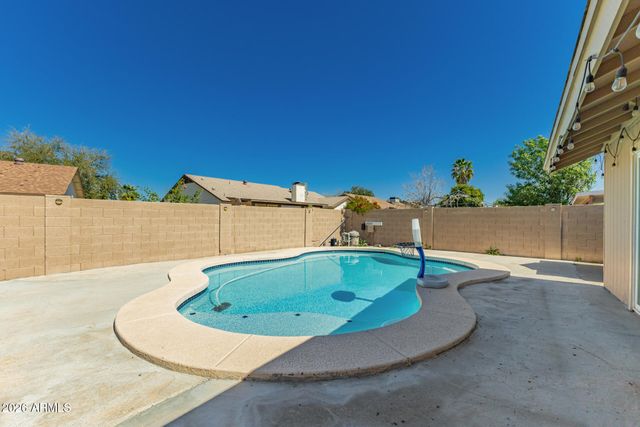 3850 W BLUEFIELD Avenue, Glendale, AZ 85308