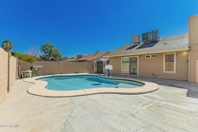 3850 W BLUEFIELD Avenue, Glendale, AZ 85308