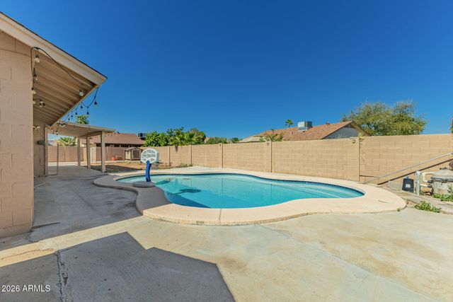 3850 W BLUEFIELD Avenue, Glendale, AZ 85308