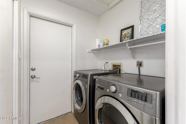 3850 W BLUEFIELD Avenue, Glendale, AZ 85308