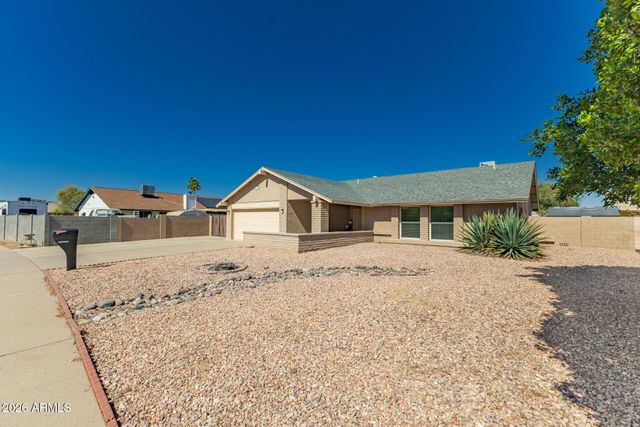 3850 W BLUEFIELD Avenue, Glendale, AZ 85308