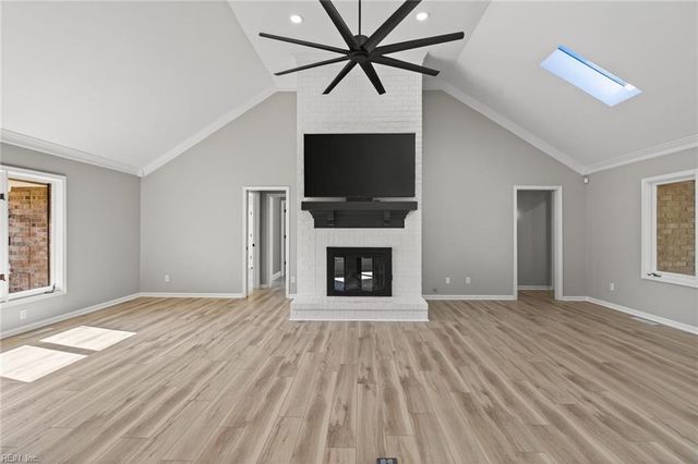 1306 Fairway DR, Chesapeake, VA 23320