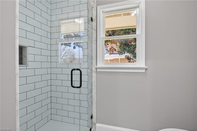 1306 Fairway DR, Chesapeake, VA 23320