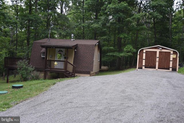 586 CARDINAL VIEW RD, Paw Paw, WV 25434