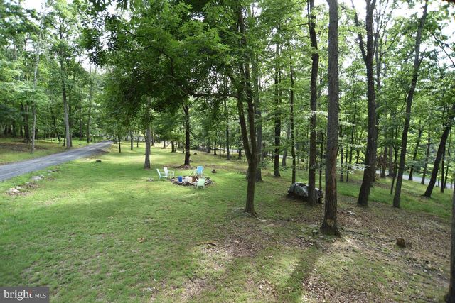 586 CARDINAL VIEW RD, Paw Paw, WV 25434