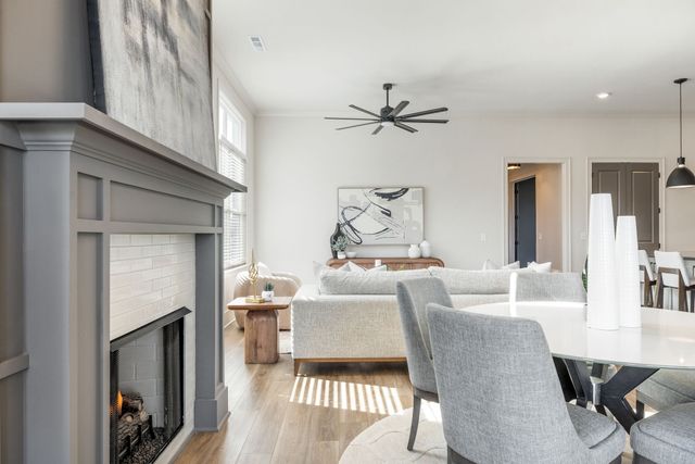 7304 Crowell Dr, College Grove, TN 37046