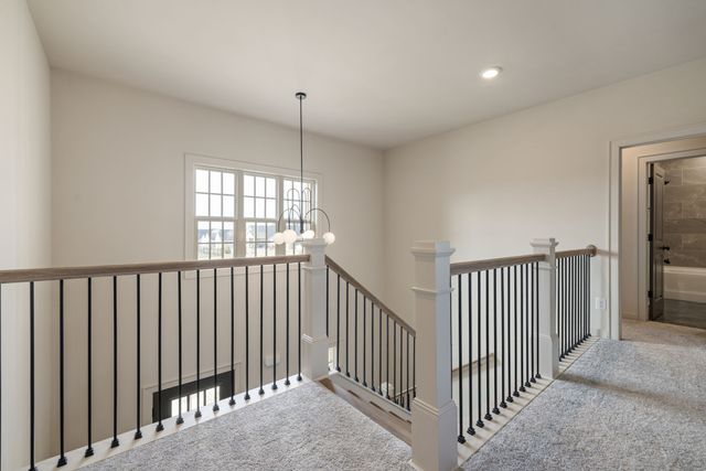 7304 Crowell Dr, College Grove, TN 37046