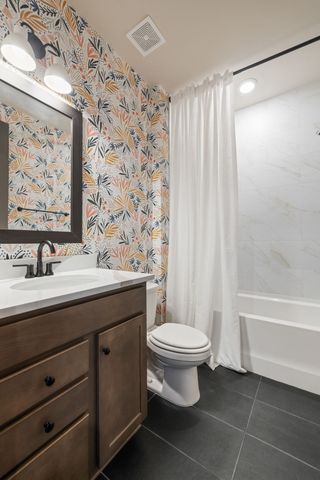 7304 Crowell Dr, College Grove, TN 37046