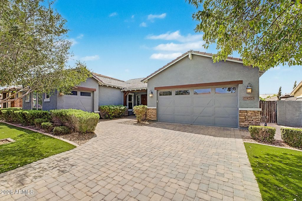 7423 E PAMPA Avenue E, Mesa, AZ 85212 — exterior