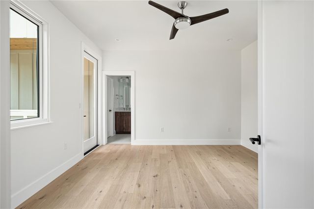 1215 Fort Branch BLVD 2, Austin, TX 78721
