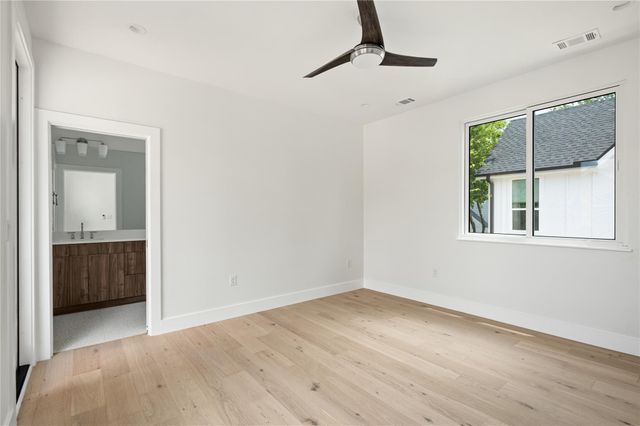 1215 Fort Branch BLVD 2, Austin, TX 78721