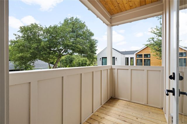 1215 Fort Branch BLVD 2, Austin, TX 78721