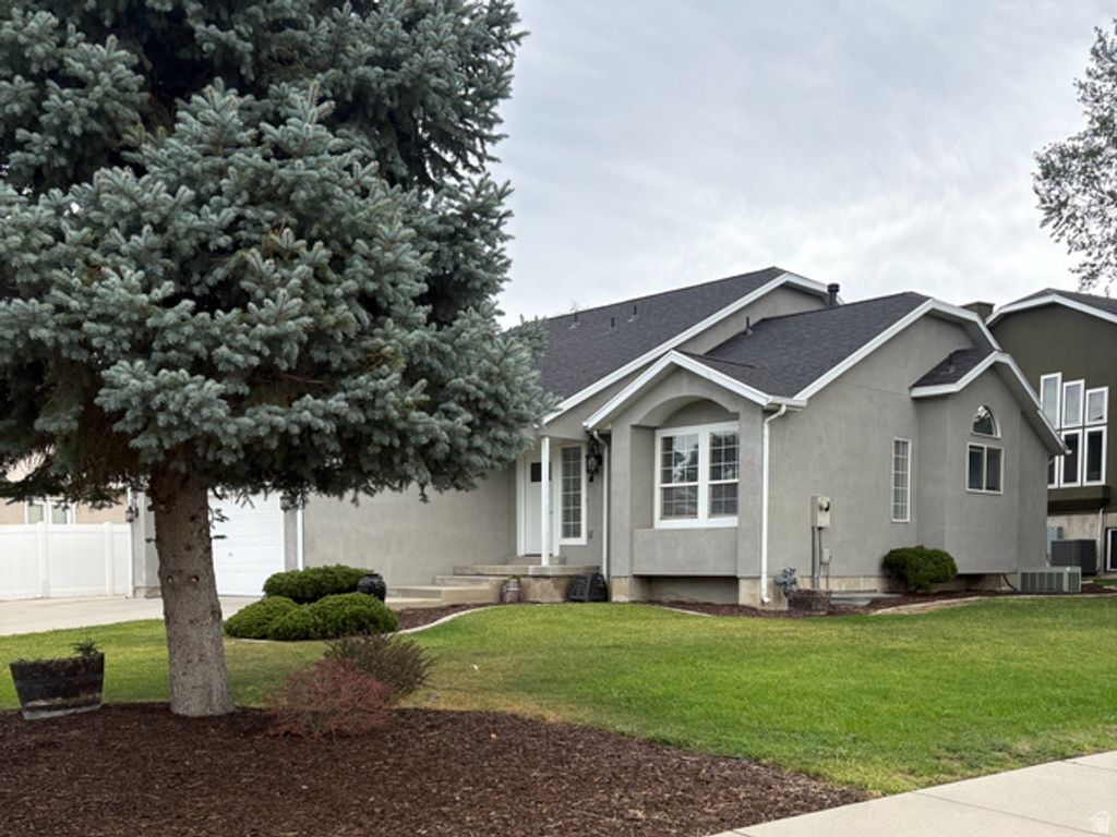 12027 BLUE HERON DR, Draper, UT 84020 — photo 2