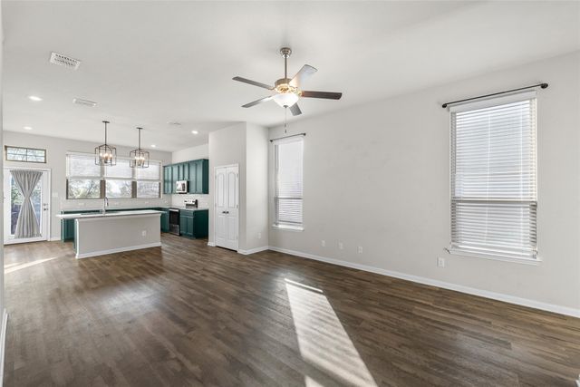 10421 Arabella Lane, Waco, TX 76708