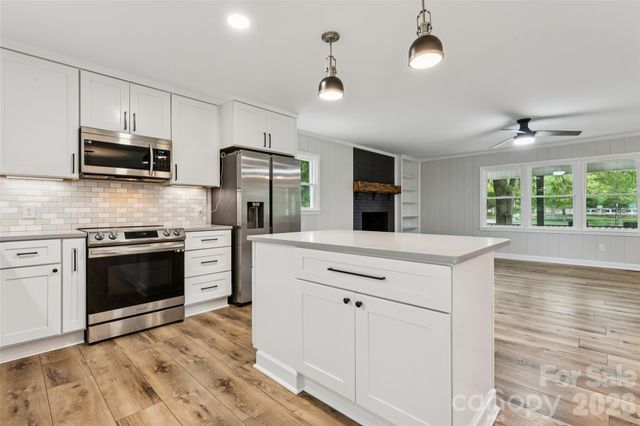 615 W 5th Street, Landis, NC 28088