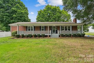 615 W 5th Street, Landis, NC 28088