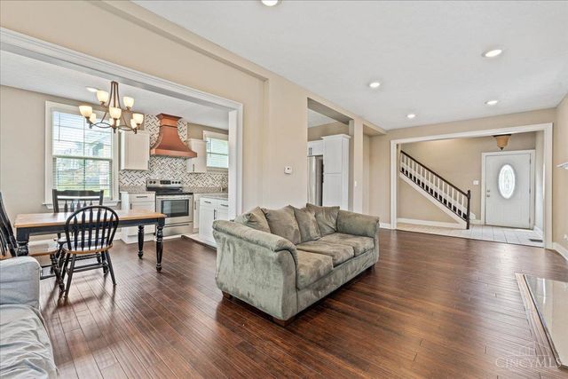 5621 Rolston Avenue, Norwood, OH 45212