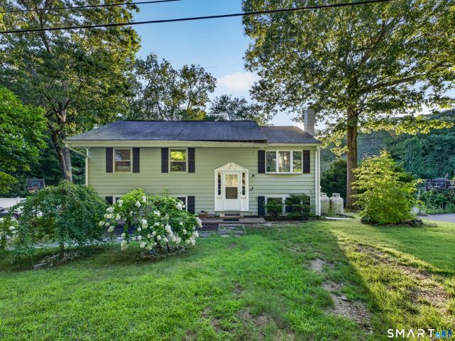 25 Brickyard Road, Clinton, CT 06413