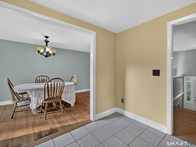 25 Brickyard Road, Clinton, CT 06413