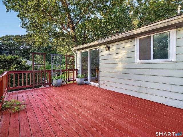 25 Brickyard Road, Clinton, CT 06413