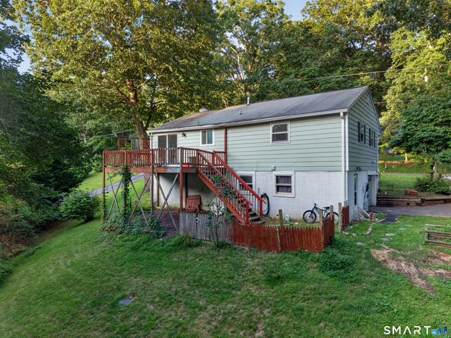 25 Brickyard Road, Clinton, CT 06413