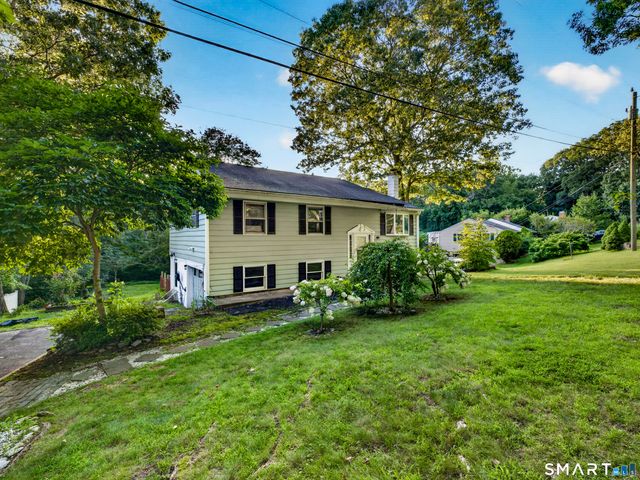 25 Brickyard Road, Clinton, CT 06413