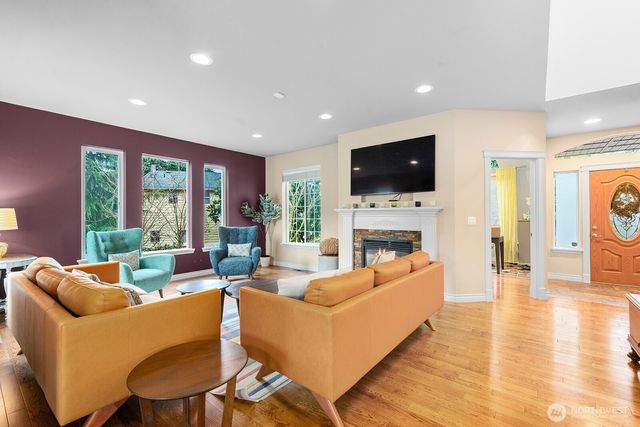 1112 57th Place SE, Auburn, WA 98092