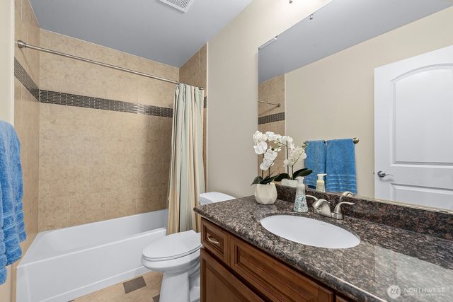 1112 57th Place SE, Auburn, WA 98092