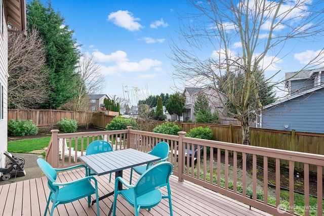 1112 57th Place SE, Auburn, WA 98092