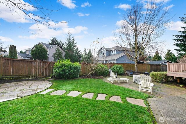 1112 57th Place SE, Auburn, WA 98092