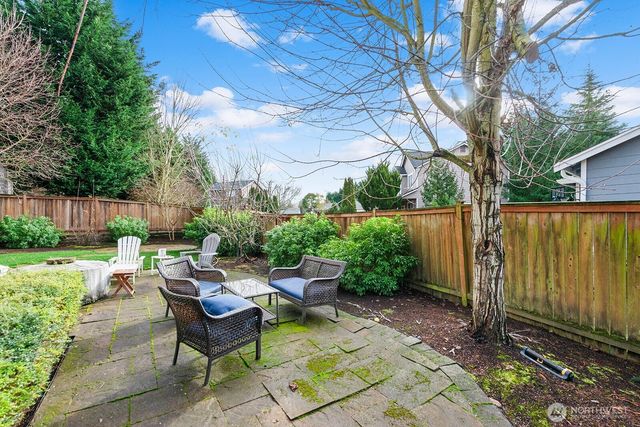 1112 57th Place SE, Auburn, WA 98092