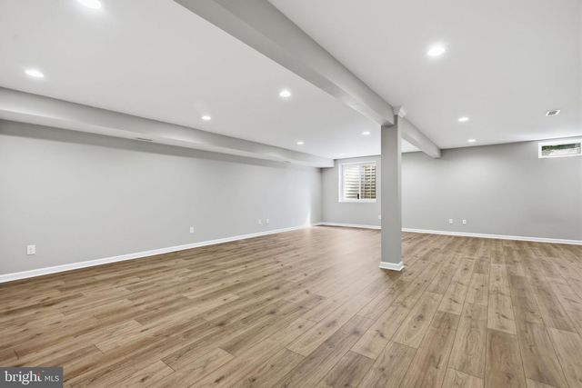 891 READING AVE, Yardley, PA 19067