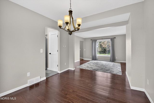 1801 Eaglecrest Road, Perrysburg, OH 43551