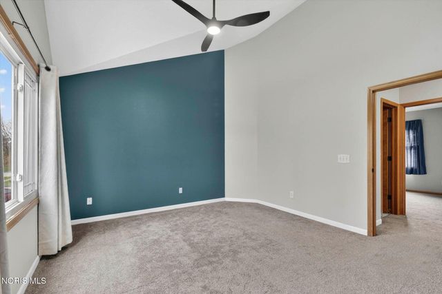 1801 Eaglecrest Road, Perrysburg, OH 43551