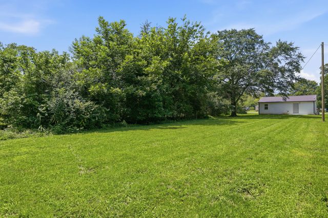 305 S Polk St, Tullahoma, TN 37388