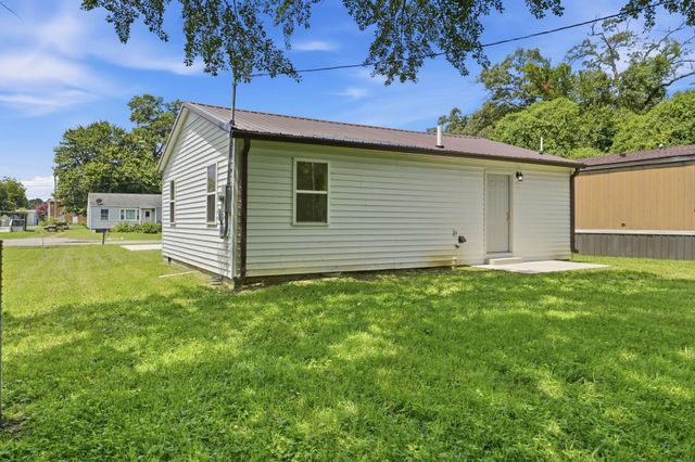 305 S Polk St, Tullahoma, TN 37388