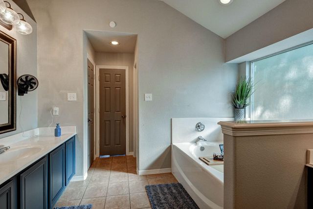 26971 Sabinal Trail, Magnolia, TX 77355