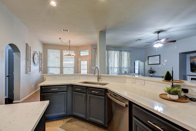 26971 Sabinal Trail, Magnolia, TX 77355